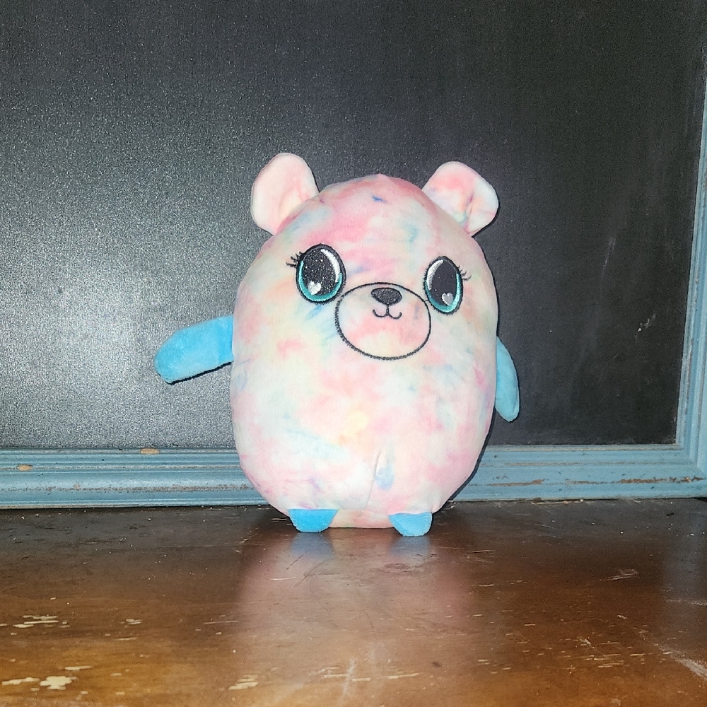 Squeezamals Pastel Tie-Dye Bear Plush Pink Blue Slow-Rise Toy